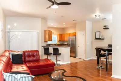 Image de Beautiful Townhome Near Hard Rock Casino!