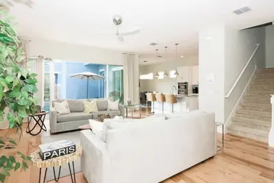 Image de Amazing Reunion Resort 5 Bedroom Vacation Villa With Pool