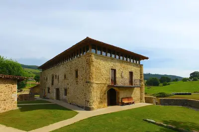 Image de Casa Rural Alvarado, walled tower house from the 15th century, capacity 20-30 people.