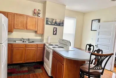 Image de New Listing Discount Private 2br Apt near Downtown Sleeps 4