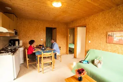 Image de Chalet Pmr (Personne A Mobilite Reduite) standard 39m² - 2 chambres / terrasse couverte 6 personnes