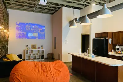 Image de Spacious & Bright West end loft 🌿☀️