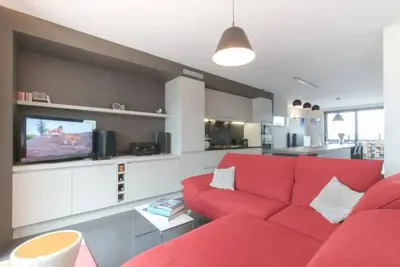 Image de Turquoise duplex appartment by Interhome
