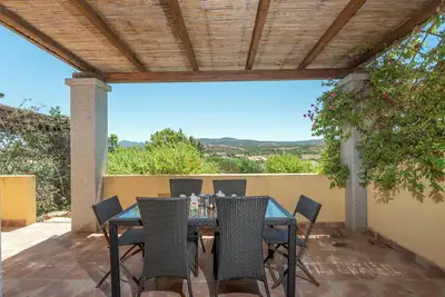 Image de Villa Circe avec Wi-Fi, jardin et terrasse. Animaux de compagnie admis.