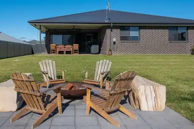 Image de Campanile House A Mudgee Group Games Haven