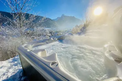 Image de Chalet avec vue imprenable et Jaccuzi