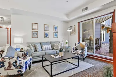 Image de ⭐⭐⭐⭐⭐The  Asgard by Samsara Panorama Top View Platinum Unit View 2Bedroom  2Bathroom🎖️🎖️🎖️🎖️🎖️