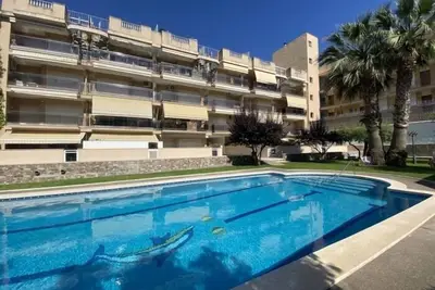 Image de R123 Apartamento con parking + piscina