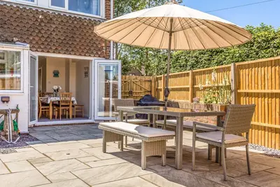 Image de 3 bedroom Cottage in the heart of beautiful Bosham - Pass the Keys