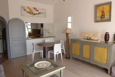 Image de T2 de 47m2 Ref Bar490