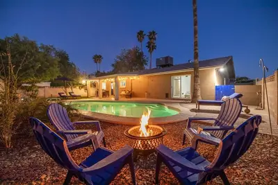 Image de 4br Home: Swim, Play & Relax! Heated Pool