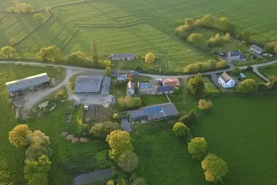 Image de Maison dans une ancienne ferme sur 3, 5ha