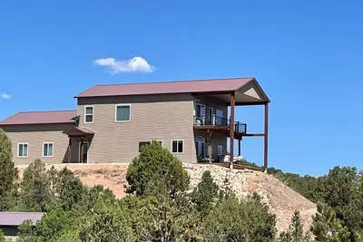 Image de 4 Bed Tabiona Mountain Cabin Home