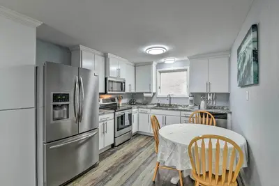 Image de Remodeled Anchorage Apartment ~ 2 Mi to Downtown!