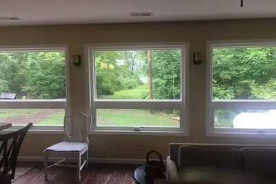 Image de \nLakeside Boating Cottage