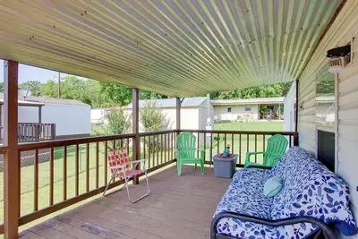 Image de Lake Texoma Cabin Near Willow Springs Marina!