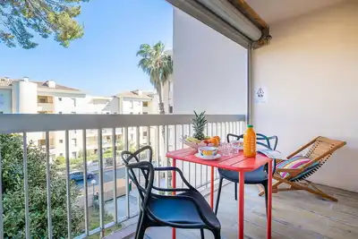 Image de Agréable appartement pour 4 personnes avec Wifi, piscine, climatisation, Tv et terrasse