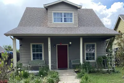 Image de Cozy Cottage Close to Cota, Acl, Sxsw, kids welcome!