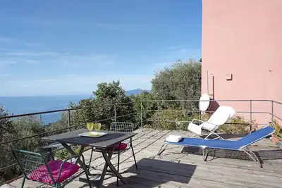 Image de Maison de vacances Villetta Rosa avec jardin, terrasse, balcon, barbecue et Wifi. Animaux admis.