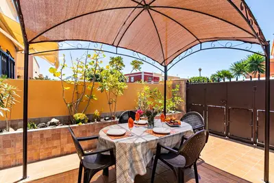 Image de Maison de vacances Casa Golfin avec vue sur jardin, Wi-Fi et terrasse