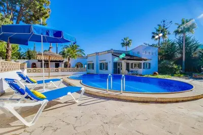 Image de Villa Julieta près de la plage avec piscine et Wi-Fi
