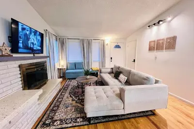 Image de Cute Rambler Near Shops & Food