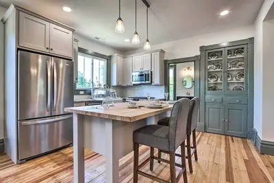 Image de ‘The Ruebling House’ Cozy Defiance Apartment!