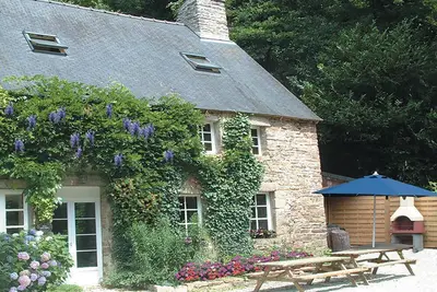 Image de Le Moulin de la Touche - Le Mill - Dans la nature, le long d'une rivère