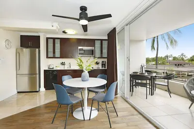 Image de Heart of Waikiki Corner Unit just a short walk to Beach and Restaurants!