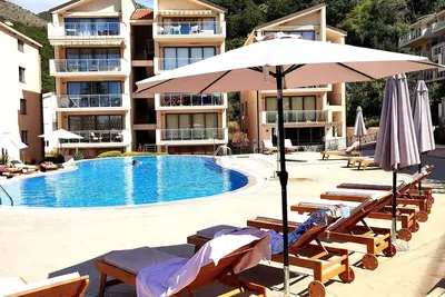 Image de Blue Horizon Lux Apartment with Pool 5-minute walk from the beach