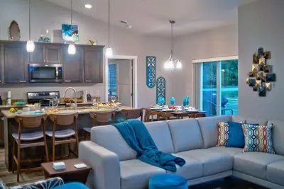 Image de Modern 3 bedroom in quiet area near downtown