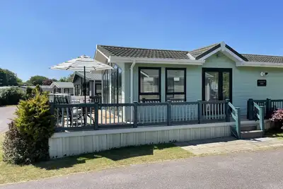 Image de Beautiful 6 berth lodge at Cherry Tree Holiday Park ref 70002tg