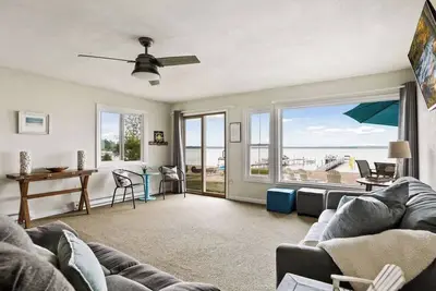 Image de The Beach House on Shell Lake
