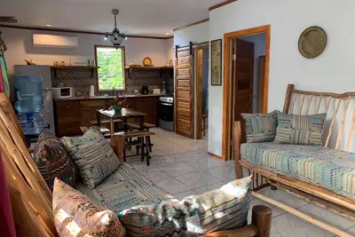 Image de 600 sq ft Executive Casita w/Pool for short or long term rental