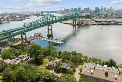 Image de Waterfront House Minutes from the Boston Downtown, Airport, Encore Casino