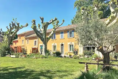 Image de Mas en Provence - Gite 8-10 personnes avec Bassin Naturel