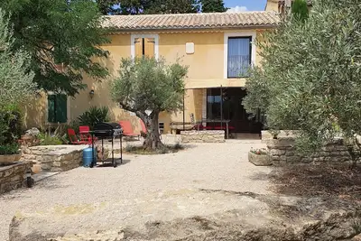 Image de 'Un Mas en Provence' gite and balneotherapy for two