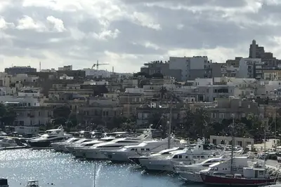 Image de Lovely apartment in heart of Gzira 852