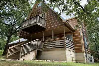 Image de Beautiful Longhorn Lodge at Lake Texoma!