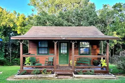 Image de Outdoorsman! Fall Foliage! Room for 4! Firepit/Grill/Pavilion/Wifi/Buffalo River