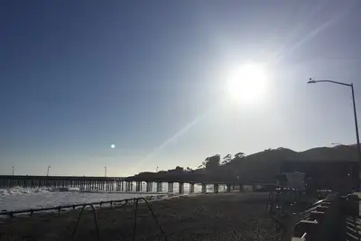Image de Cayucos Gem steps from the Beach.