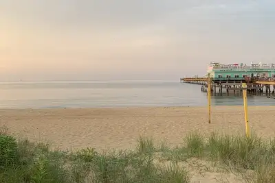 Image de Rustic Ocean View Beach House - Best Location in Ocean View! 2 bed/1 bath House