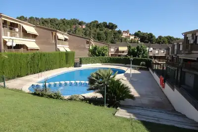Image de Merveilleuse maison de vacances pour 6 personnes avec internet, piscine, Tv et patio