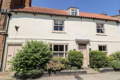 Image de 54 Bridge Street, character holiday cottage, with open fire in Brigg