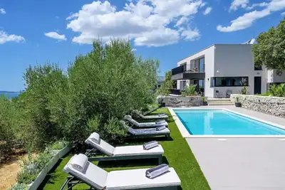 Image de Luxury Villa Yara with a Private Pool, Gym, Sauna, and Sea View