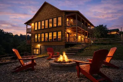 Image de Private Lake- Amazing Views -2 Acres - Lux Cabin