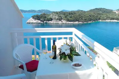 Image de Appartement de vacances pour 4 personnes  + 1 enfant env. 70 qmà Zaton près de Dubrovnik, Dalmatie (Sud de la Dalmatie)