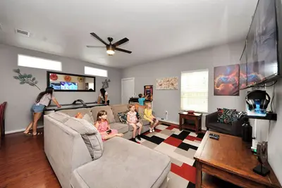 Image de Xbox Nintendo Switch Glam King Pc Sleeps 12