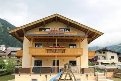 Image de Zorn-Pauli vacation apartment, spacious with a beautiful view of the mountains