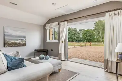 Image de Pass the Keys | Delightful 1 bed lodge in South Downs village